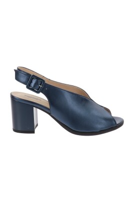 leather-womens-sandals-stylish-comfort