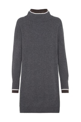 dark-gray-ribbed-knit-dress
