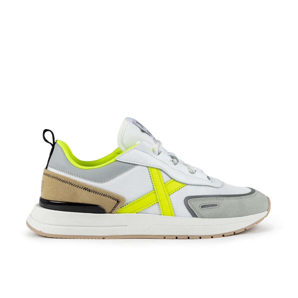 Shoes > Sneakers - - Munich - Modalova