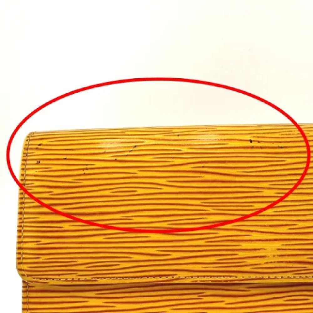 Louis Vuitton Vintage Pre-owned Leather wallets Yellow Dames