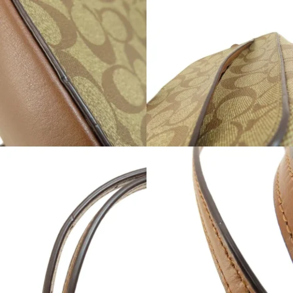 Coach Pre-owned Fabric shoulder-bags Beige Dames