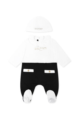 ensemble-body-noir-et-blanc-avec-chapeau