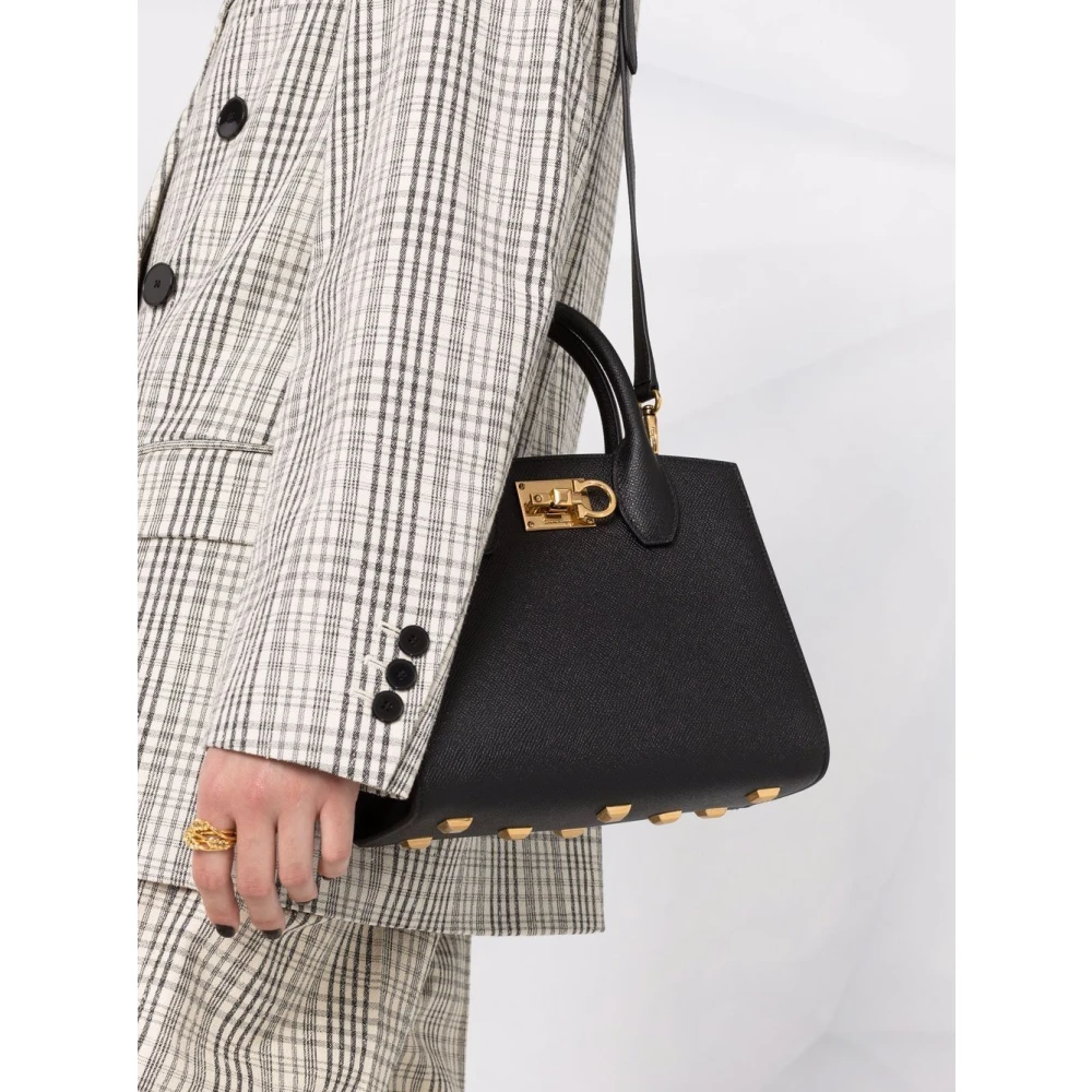 Salvatore Ferragamo Mini Leren Handtas Gehamerd Patroon Black Dames