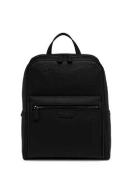 minimal-leather-backpack