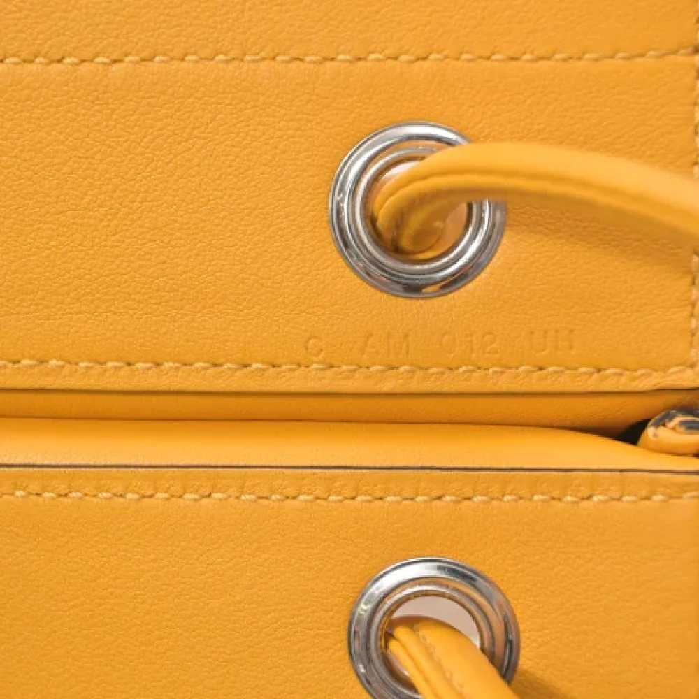 Hermès Vintage Pre-owned Leather shoulder-bags Yellow Dames