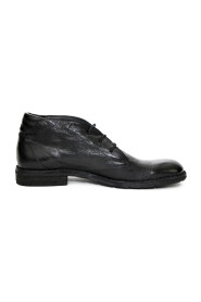 Buty sznurowane