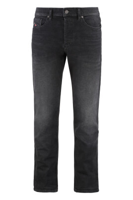 2023-regular-jeans-with-back-logo