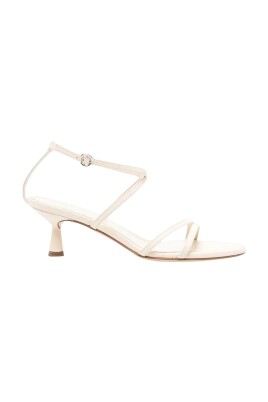 elegant-cream-heeled-sandaler