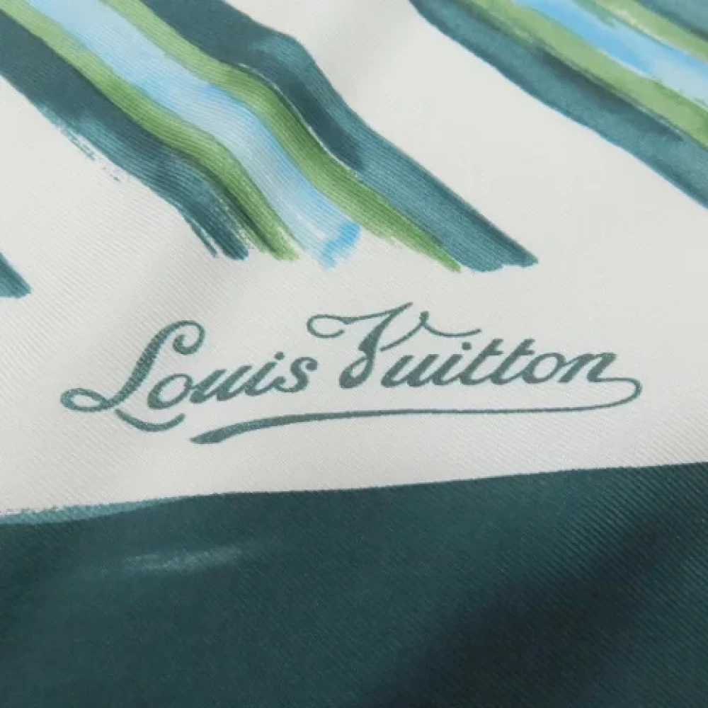 Louis Vuitton Vintage Pre-owned Silk scarves Green Dames