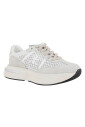 sneakers-blancs-en-mesh-et-daim