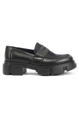 black-cavall-style-shoes