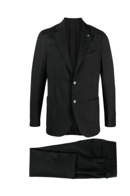 black-mens-suit-statement-style