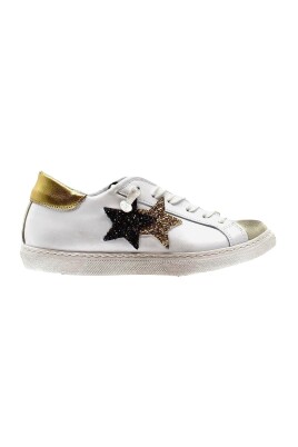 white-low-top-leather-sneakers