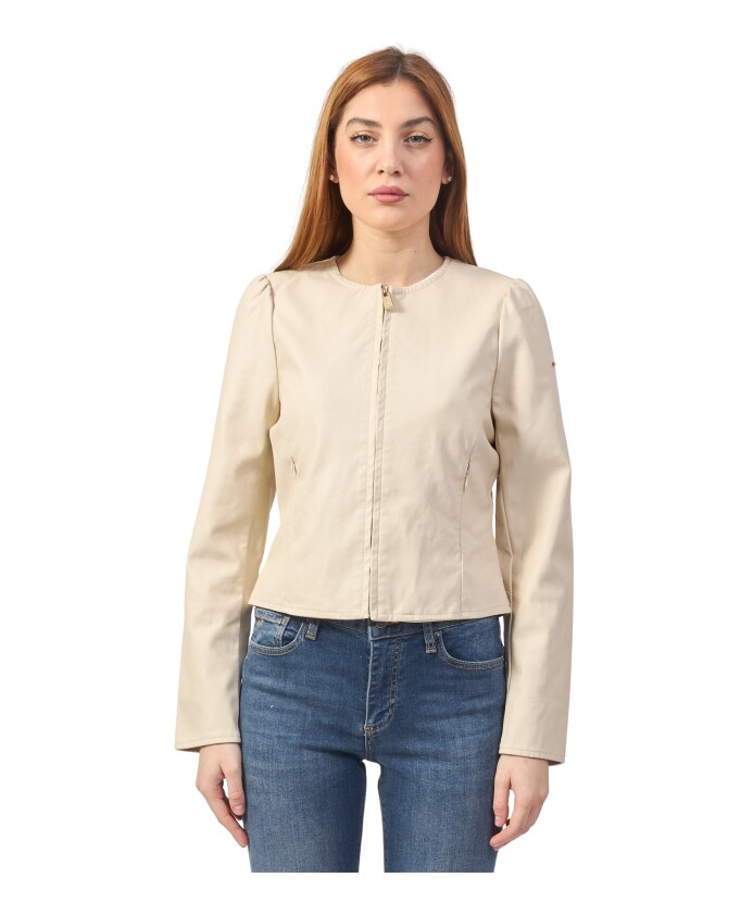 manteau-beige-effet-cuir-avec-rayures