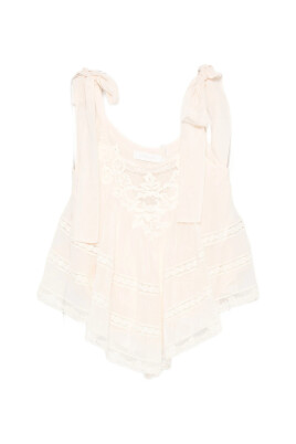 tie-fastening-sleeveless-top