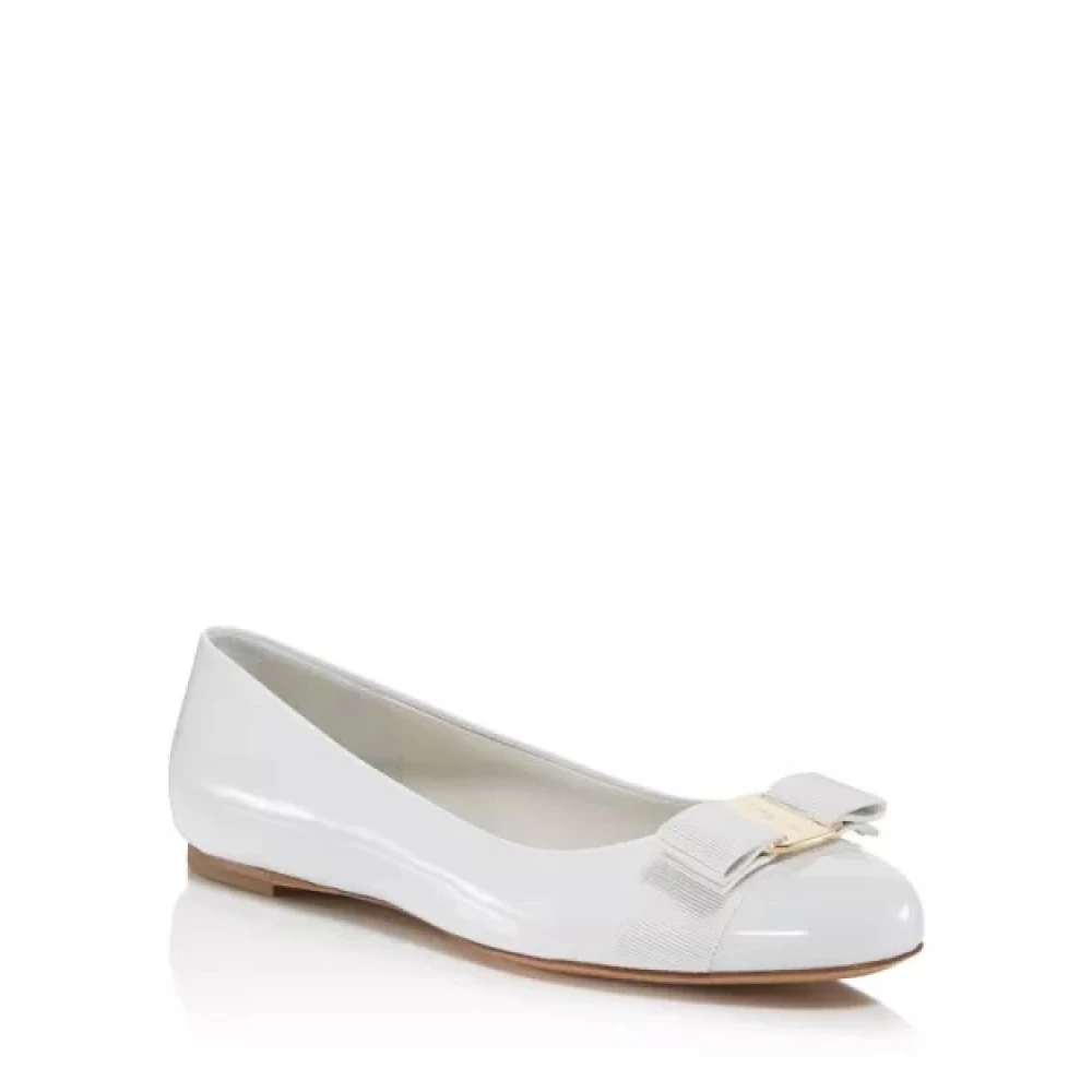 Ferragamo Mujer Blanco - Zapato Clásico Loafer Slip-On- Shoes - 36 Eu- Zapato Clásico Loafer Slip-On