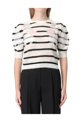 Randig T-shirt med blomdetalj