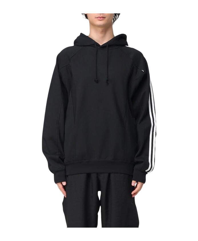 sweat-a-capuche-noir-coupe-decontractee
