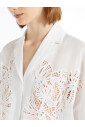 chemise-blanche-a-col-bowling-avec-broderie
