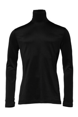 black-turtleneck-pullover-sweater