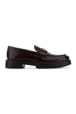 burgundy-leather-loafers