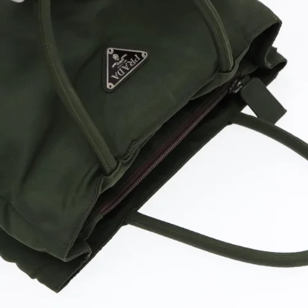 Prada Vintage Pre-owned Nylon handbags Green Dames