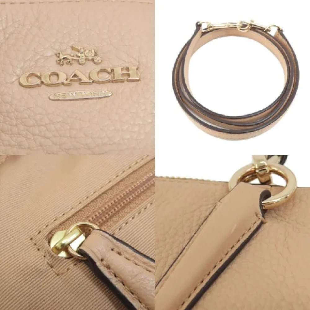 Coach Pre-owned Leather handbags Beige Dames