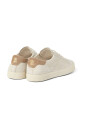 sneaker-blanche-avec-semelle-en-caoutchouc