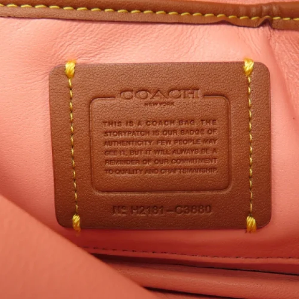 Coach Pre-owned Leather handbags Pink Dames
