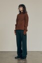 haut-en-tricot-a-decoupe-dans-le-dos