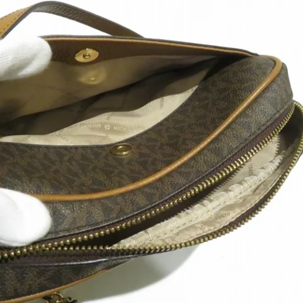 Michael Kors Pre-owned Fabric shoulder-bags Brown Dames