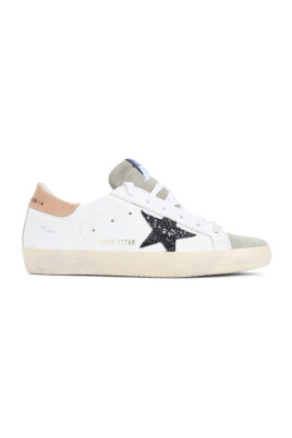 stylish-sneaker-for-superstar-looks