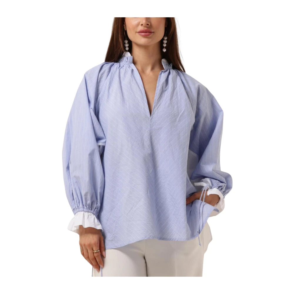 Mes Demoiselles Lichtblauwe Wally Blouse Blue Dames
