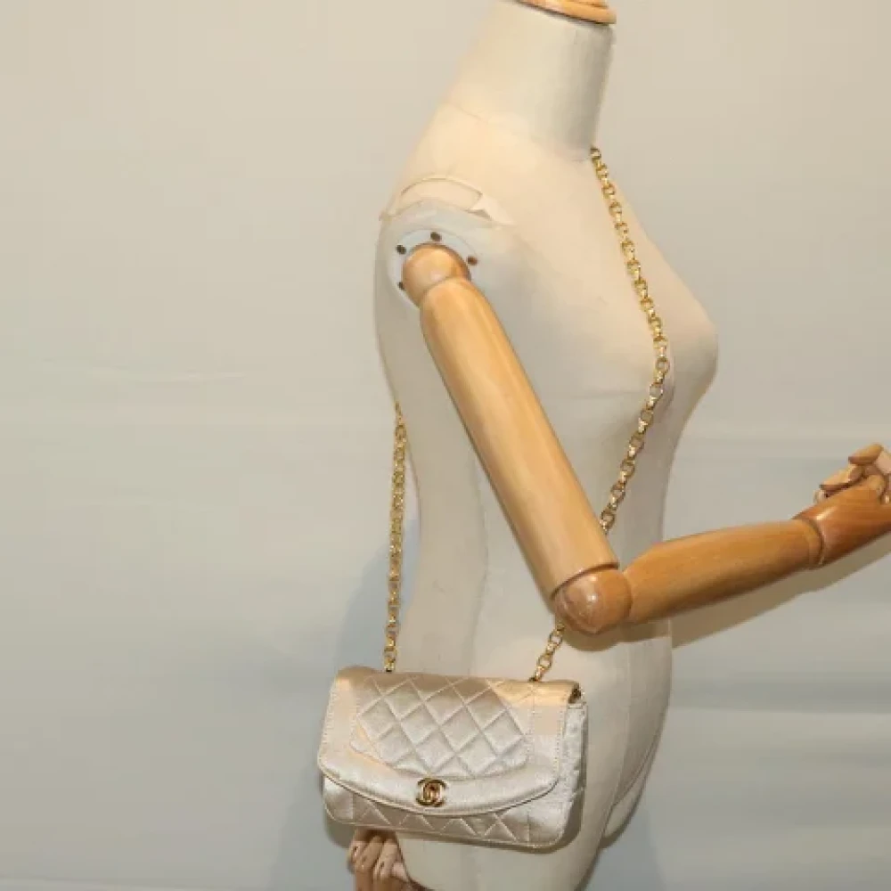 Chanel Vintage Pre-owned Silk chanel-bags Beige Dames