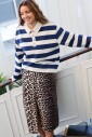 jupe-midi-imprime-leopard-avec-fente-avant