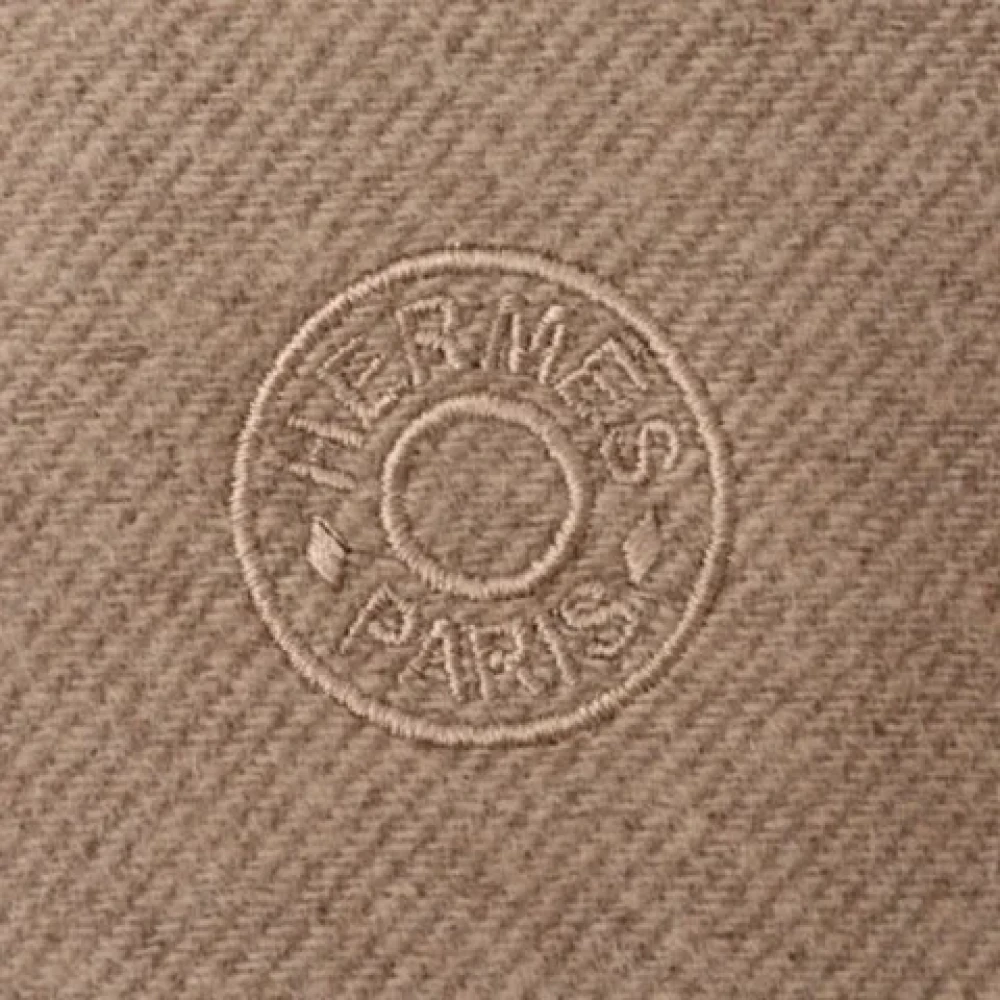 Hermès Vintage Pre-owned Cashmere scarves Brown Dames