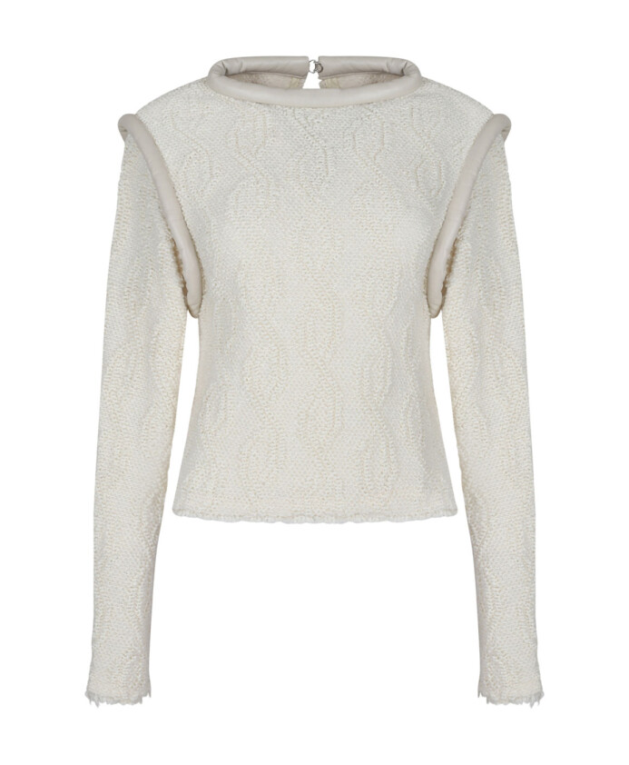 chunky-sweater-with-textured-finish