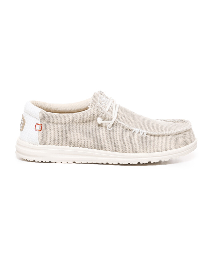 chaussures-plates-en-toile-beige