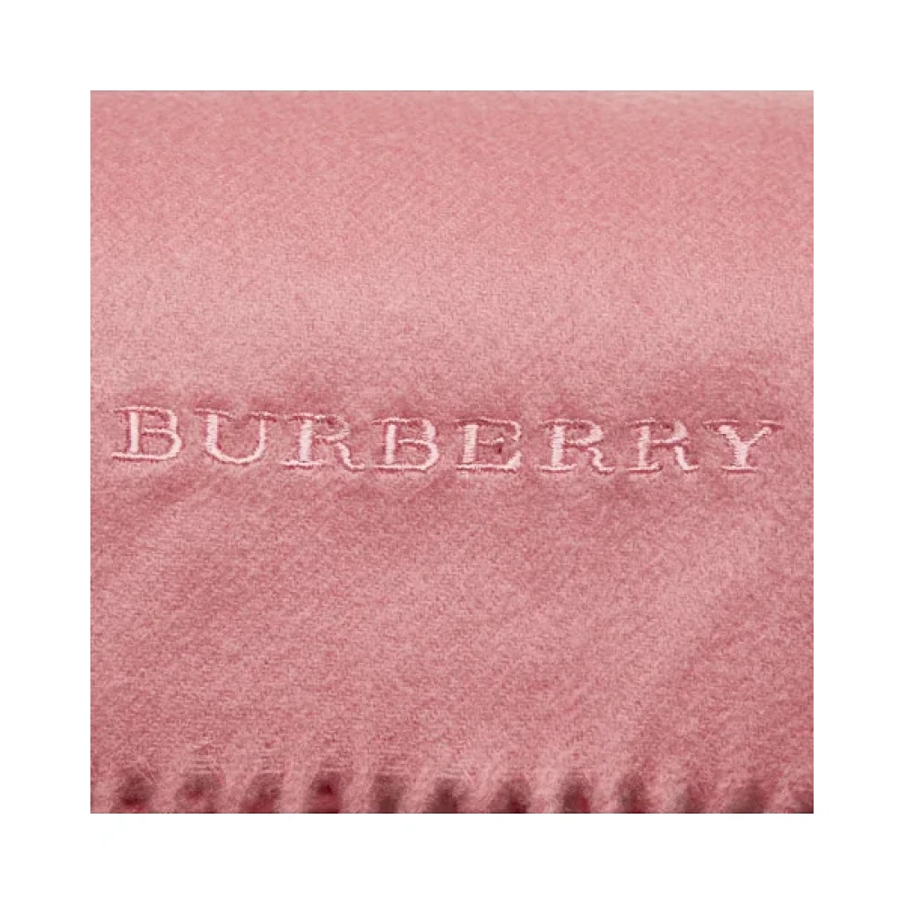 Burberry Vintage Pre-owned Cashmere scarves Pink Dames