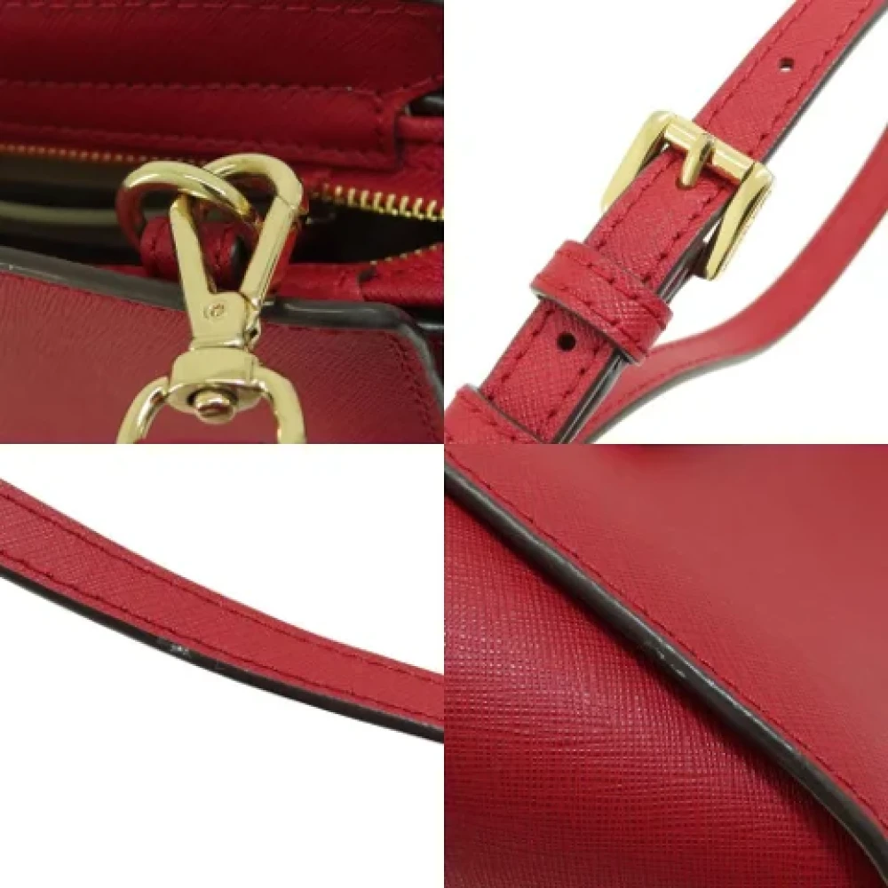 Michael Kors Pre-owned Leather shoulder-bags Red Dames