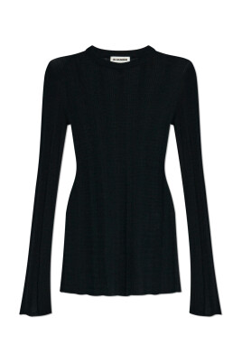 top-with-side-slits