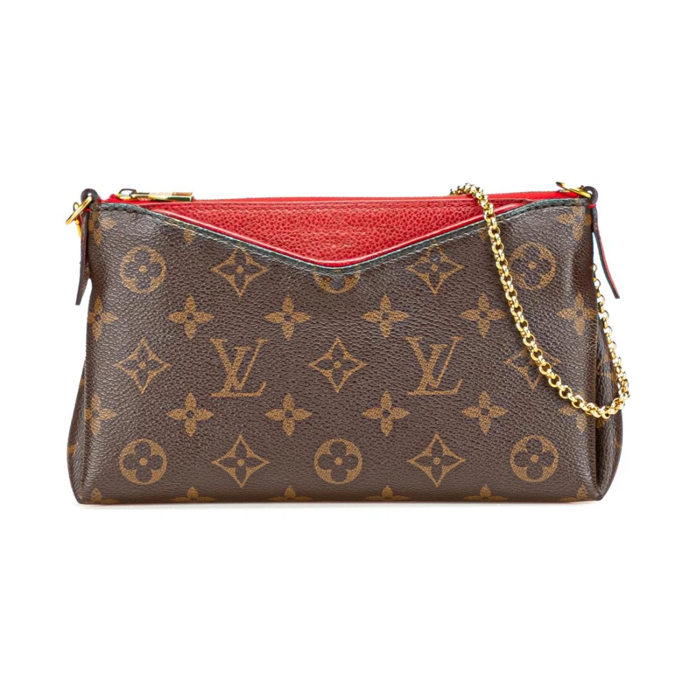 Louis Vuitton Vintage Women's Brown Pre-Owned Chain Handle Pouch