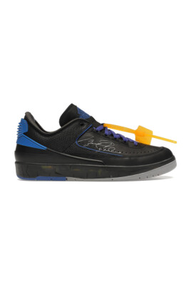 black-blue-retro-sneaker