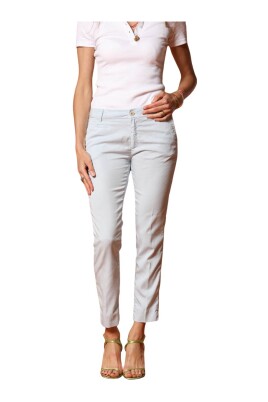 slim-fit-chino-capri-bukser
