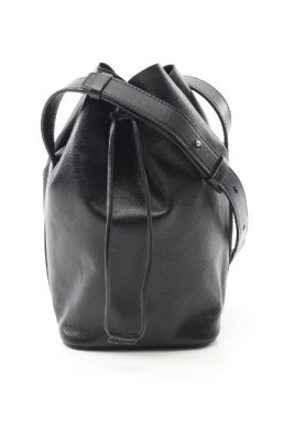 pre-owned-leather-shoulder-bags