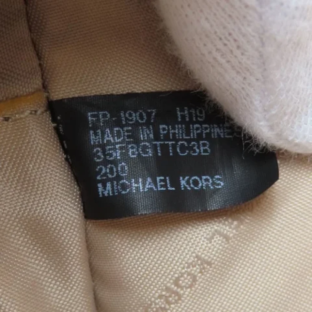 Michael Kors Pre-owned Fabric shoulder-bags Brown Dames