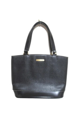 pre-owned-leather-handbags