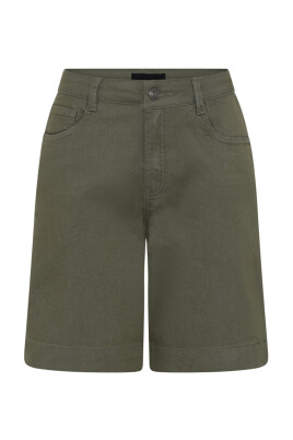 shorts-vert-armee-avec-coupe-classique