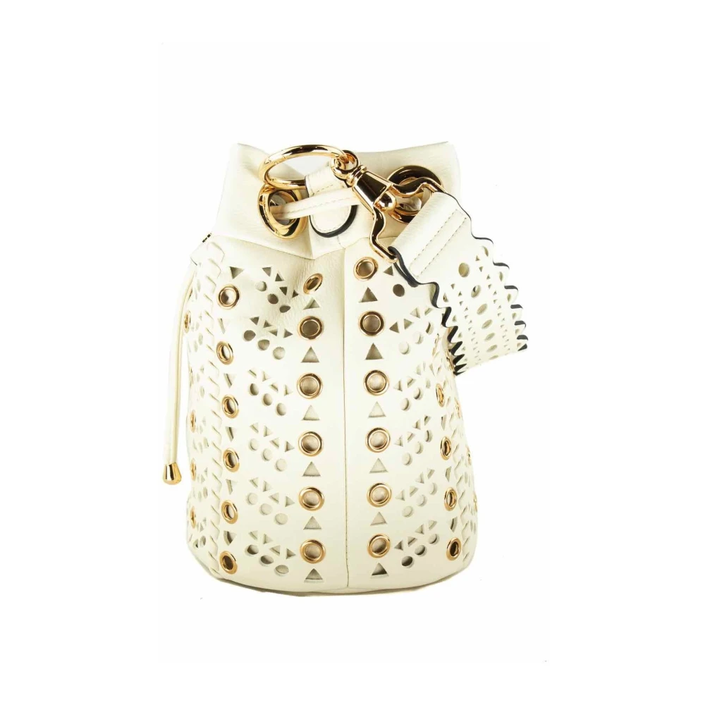 La Carrie Witte Bucket Bag met Laseruitsparingen en Studs Beige Dames