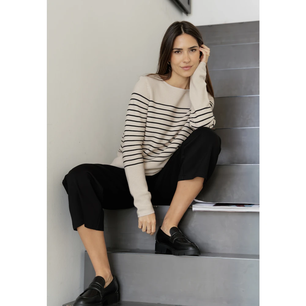 Betty Barclay Relaxed Fit Broek met Zakken Black Dames